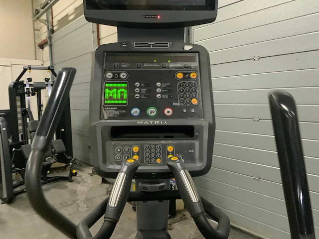 Matrix - e5x - elliptical - crosstrainer - afbeelding 4 van  6