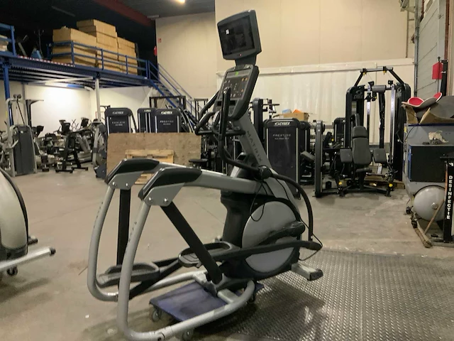 Matrix - e5x - elliptical - crosstrainer - afbeelding 5 van  6