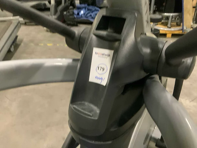 Matrix - e7xe - elliptical - crosstrainer - afbeelding 2 van  5