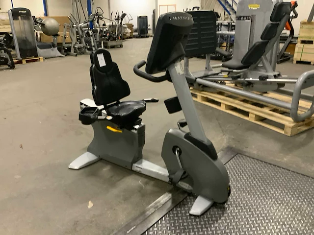 Matrix - r5x - recumbent - home trainer - afbeelding 2 van  6