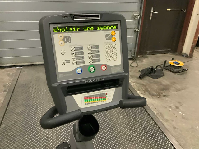 Matrix - r5x - recumbent - home trainer - afbeelding 6 van  6