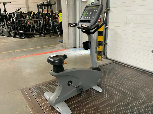 Matrix - u5x - uprightbike - home trainer - afbeelding 4 van  5