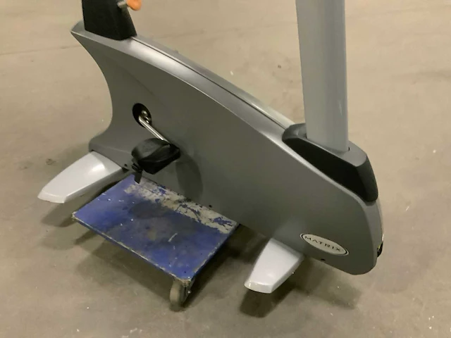 Matrix - u5x - uprightbike - home trainer - afbeelding 2 van  6