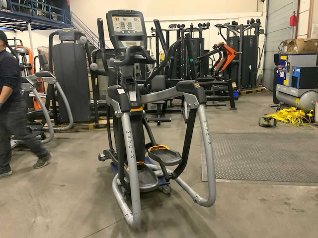 Matrix a5x ascent trainer crosstrainer - afbeelding 2 van  6