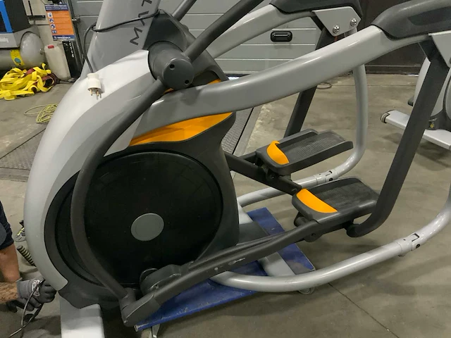 Matrix a5x ascent trainer crosstrainer - afbeelding 4 van  6