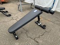 Matrix abdominal crunch bench krachtstation - afbeelding 2 van  5