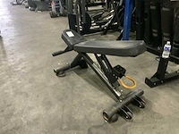 Matrix adjustable bench krachtstation - afbeelding 3 van  3