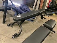 Matrix adjustable bench krachtstation - afbeelding 1 van  5