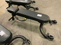 Matrix adjustable bench krachtstation - afbeelding 1 van  4