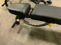 Matrix adjustable bench krachtstation - afbeelding 3 van  4