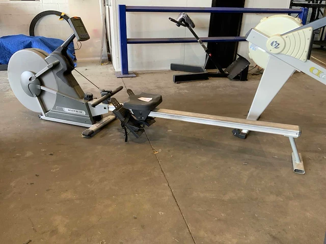 Matrix air rower ergometer roeitrainer - afbeelding 2 van  6