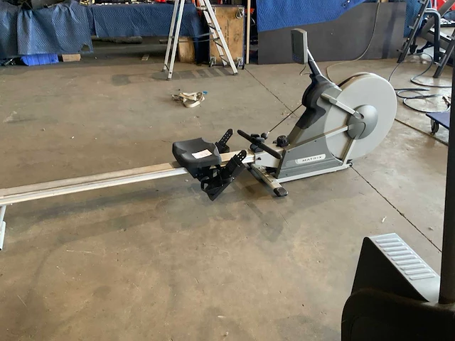 Matrix air rower ergometer roeitrainer - afbeelding 1 van  5