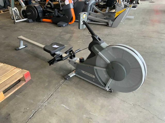 Matrix air rower roeitrainer - afbeelding 1 van  6