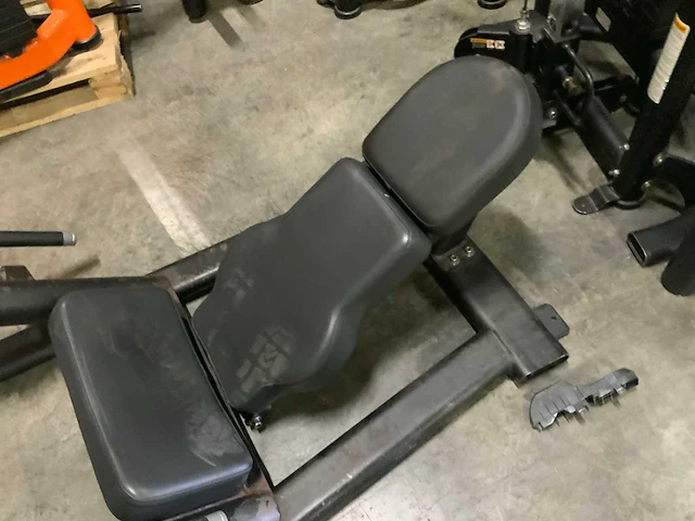 Matrix aura 45 graden legpress krachtstation - afbeelding 3 van  6