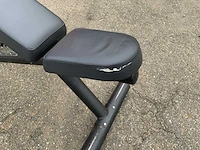 Matrix aura adjustable bench krachtstation - afbeelding 5 van  5