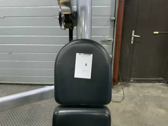 Matrix aura g3 chest press krachtstation - afbeelding 4 van  6