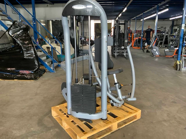 Matrix aura g3 converging chestpress krachtstation - afbeelding 5 van  5