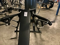 Matrix aura g3 plate loaded shoulderpress krachtstation - afbeelding 2 van  4