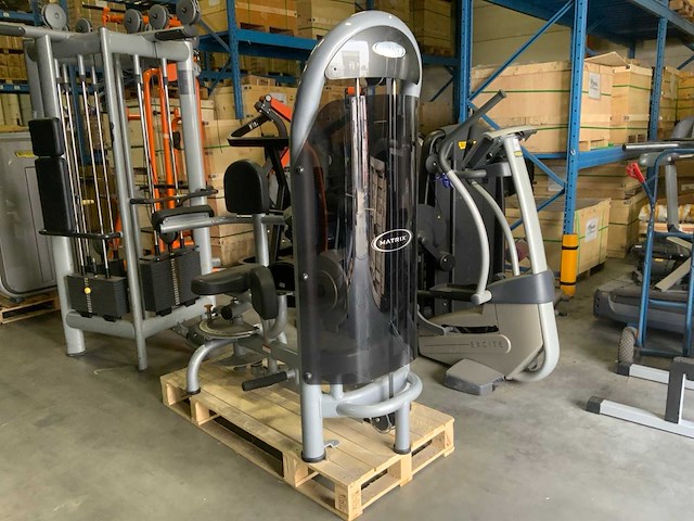 Matrix aura g3 rotary torso krachtstation - afbeelding 5 van  6