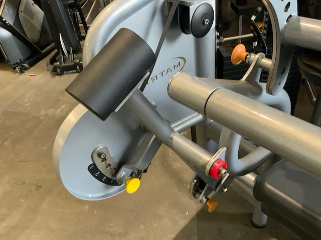 Matrix aura g3 seated legcurl krachtstation - afbeelding 2 van  5