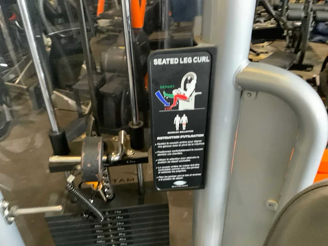 Matrix aura g3 seated legcurl krachtstation - afbeelding 3 van  5