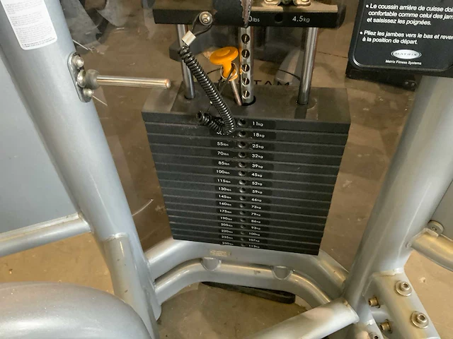 Matrix aura g3 seated legcurl krachtstation - afbeelding 4 van  5