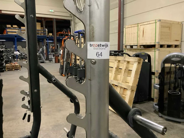 Matrix aura g3 squat rek krachtstation - afbeelding 2 van  4