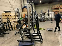 Matrix aura g3 squat rek krachtstation - afbeelding 4 van  4