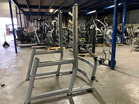 Matrix aura g3 squat rek krachtstation - afbeelding 4 van  5