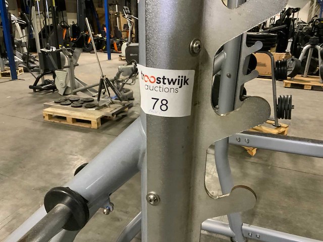 Matrix aura g3 squat rek krachtstation - afbeelding 5 van  5