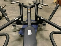 Matrix aura plate loaded flat bench press krachtstation - afbeelding 4 van  5