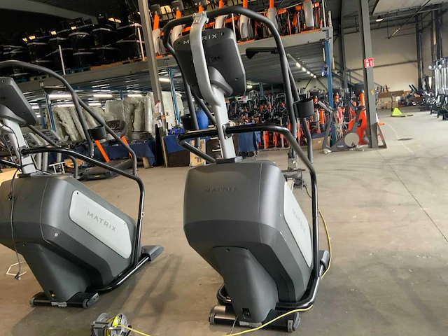 Matrix c5x climbmill crosstrainer - afbeelding 3 van  7