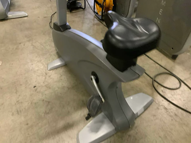 Matrix c7xe uprightbike home trainer - afbeelding 3 van  5