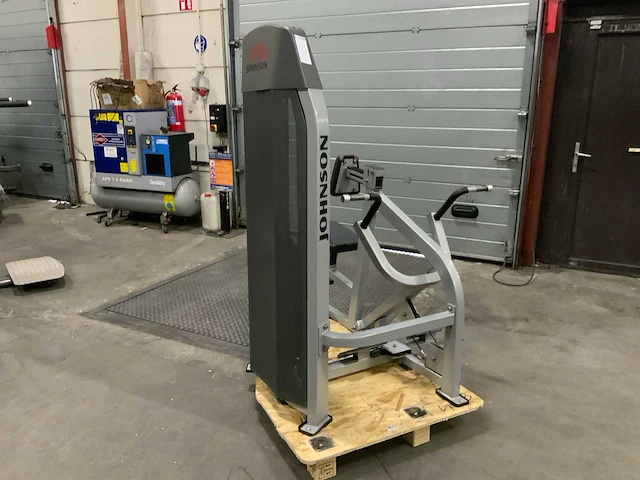 Matrix commercial seated row krachtstation - afbeelding 6 van  6