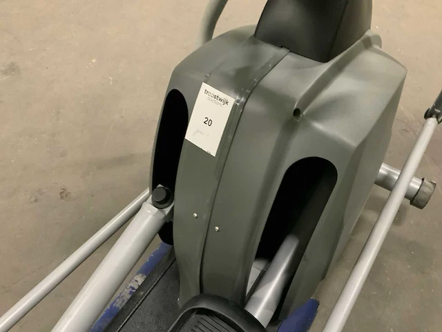 Matrix e1x elliptical crosstrainer - afbeelding 4 van  5