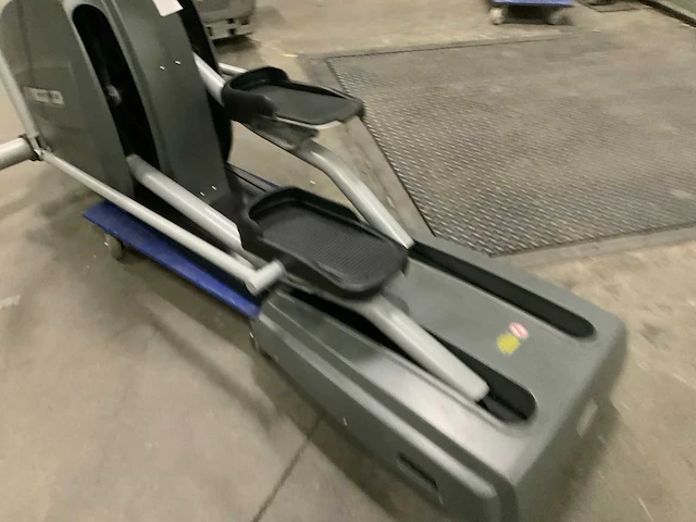 Matrix e1x elliptical crosstrainer - afbeelding 2 van  5