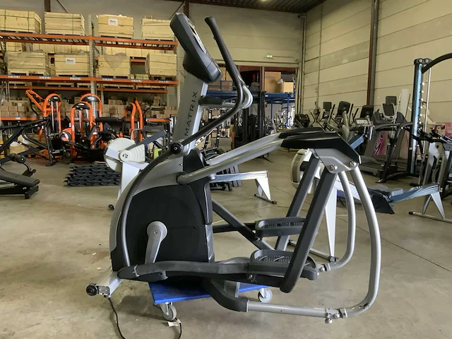 Matrix e3x crosstrainer crosstrainer - afbeelding 1 van  6