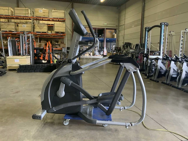 Matrix e3x crosstrainer crosstrainer - afbeelding 1 van  4