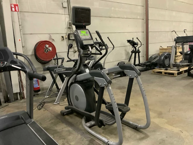 Matrix e3x elliptical crosstrainer - afbeelding 3 van  6