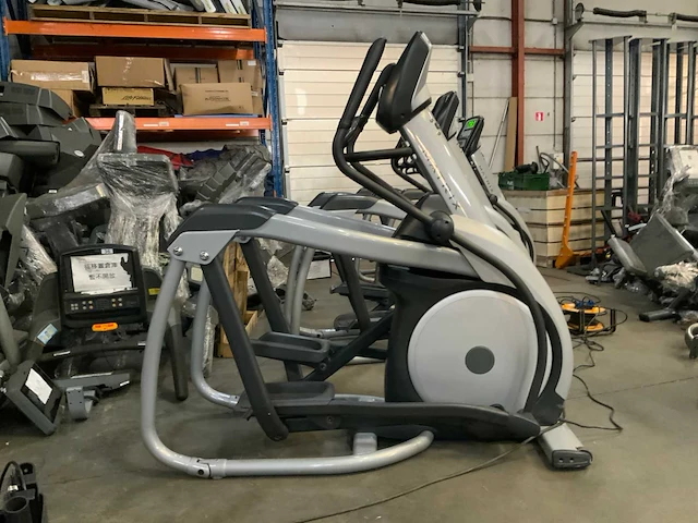 Matrix e3x elliptical crosstrainer - afbeelding 1 van  9