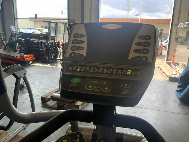 Matrix e3x elliptical crosstrainer - afbeelding 5 van  6