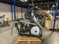 Matrix e3x elliptical crosstrainer - afbeelding 1 van  6