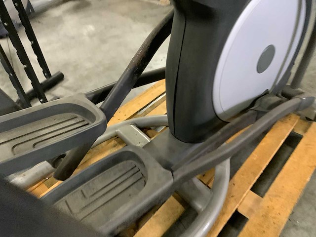 Matrix e3x elliptical crosstrainer - afbeelding 3 van  6