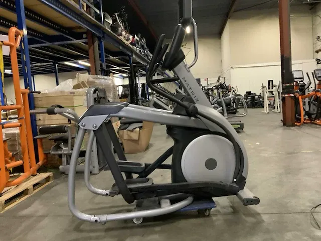 Matrix e5x crosstrainer - afbeelding 1 van  6