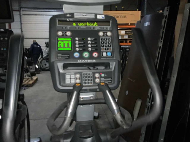 Matrix e5x elliptical crosstrainer - afbeelding 5 van  5