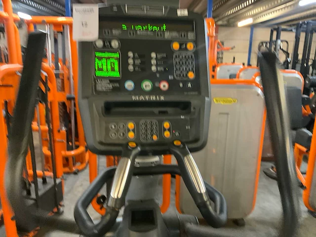 Matrix e5x elliptical crosstrainer - afbeelding 6 van  7