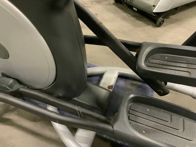 Matrix e5x elliptical crosstrainer - afbeelding 6 van  7