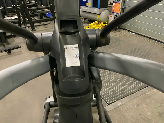 Matrix e5x elliptical crosstrainer - afbeelding 7 van  7