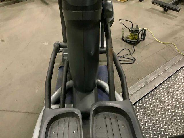 Matrix e5x elliptical crosstrainer - afbeelding 3 van  7