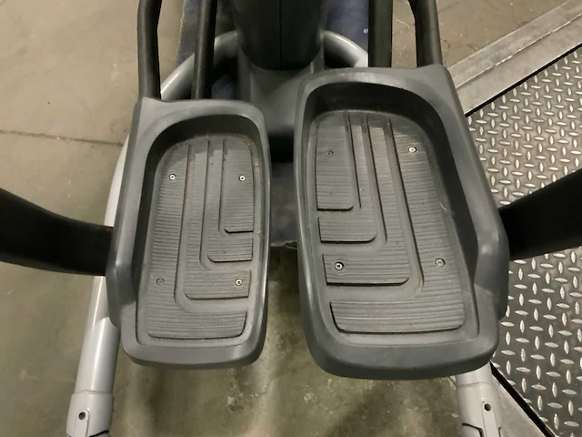 Matrix e5x elliptical crosstrainer - afbeelding 4 van  7
